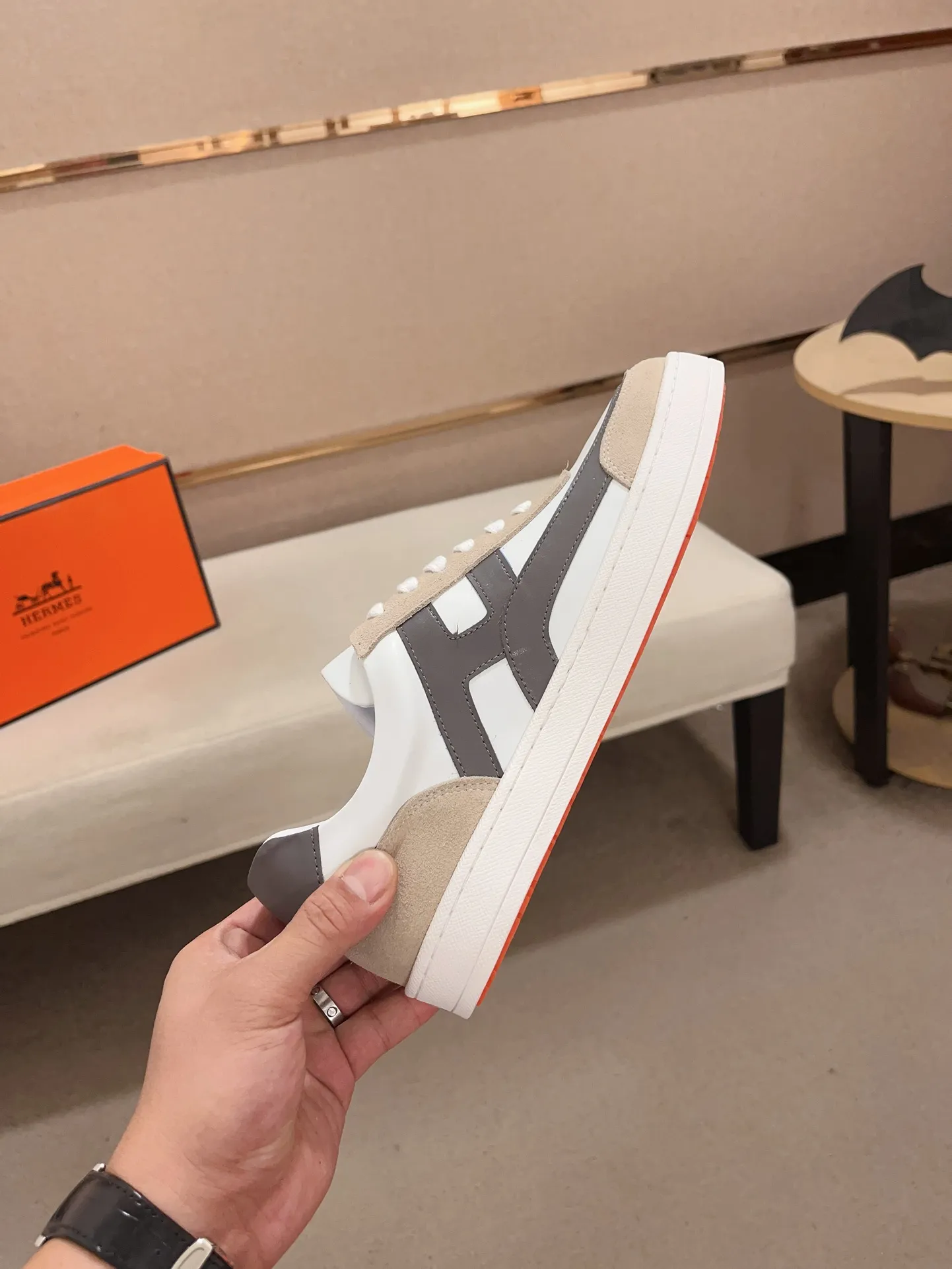 Men's clothing and shoes💰: 420💰《HERMES》【Classic Original Version】Hermès; Top 🔝 Purchasing Agency 🔍🔍Men's latest 🇺🇸 counter sales simultaneously, original ▲▲cowhide imported from Italy ▲▲Exquisite workmanship (Italian 🇮🇹Imported water-dyed 🐂cowhide lining) sole: original sole provided by the original factory, ⚠️exclusive double-layer activity·TPR·rubber·combined molded outsole; Code number: 38-44 (45/46 can be customized, non-refundable)